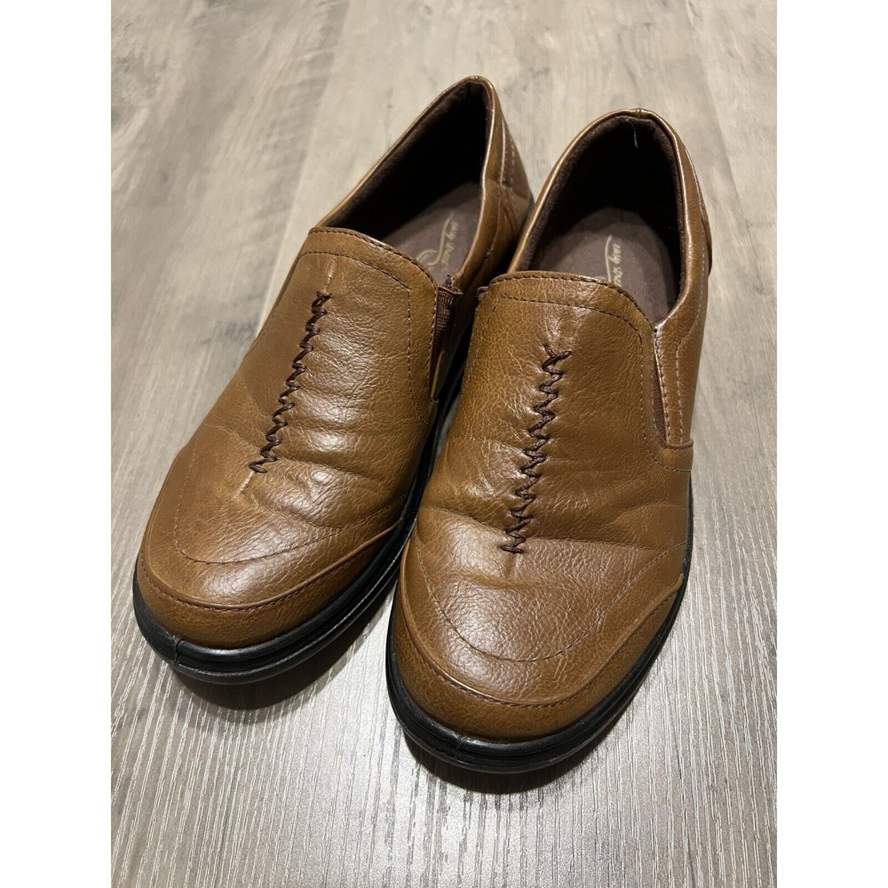 Easy Street Comfort Wove Women's Leather Loafers Sz 7 Excellent Condition!